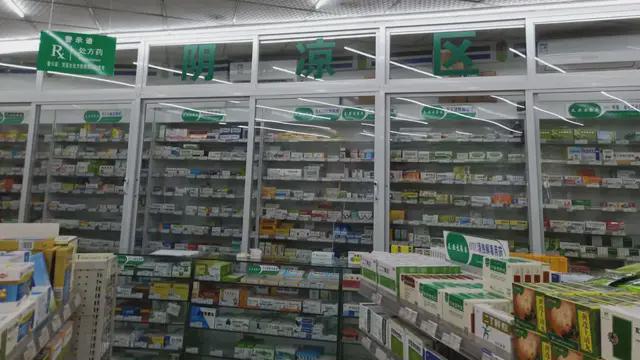 药也怕热 民众街道推进药品零售企业阴凉区升级改造，筑牢药品质量防线